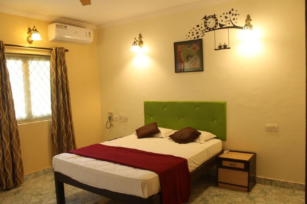 Dona Julia Beach Resort Calangute Exterior foto