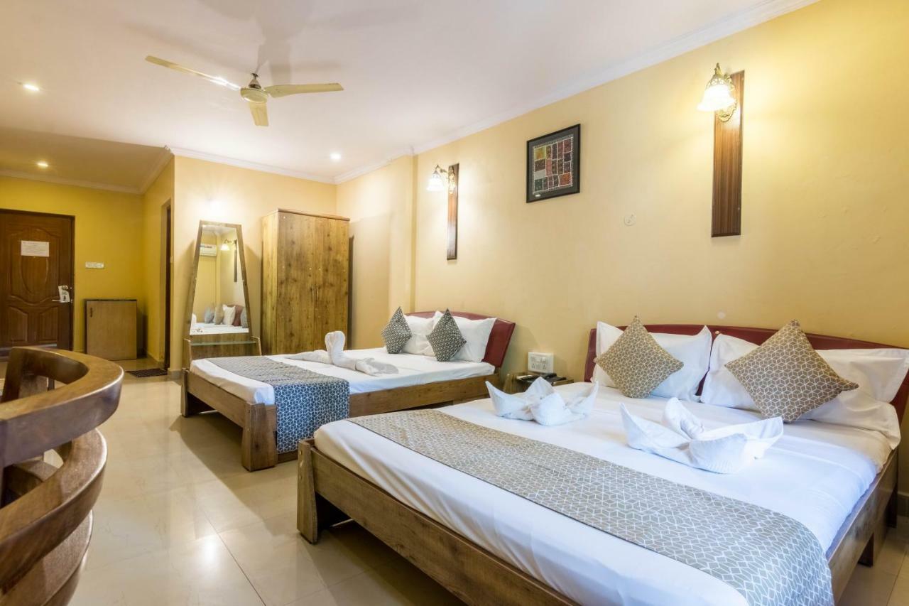 Dona Julia Beach Resort Calangute Exterior foto