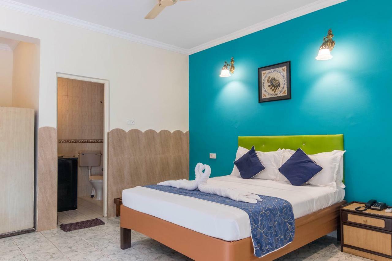 Dona Julia Beach Resort Calangute Exterior foto
