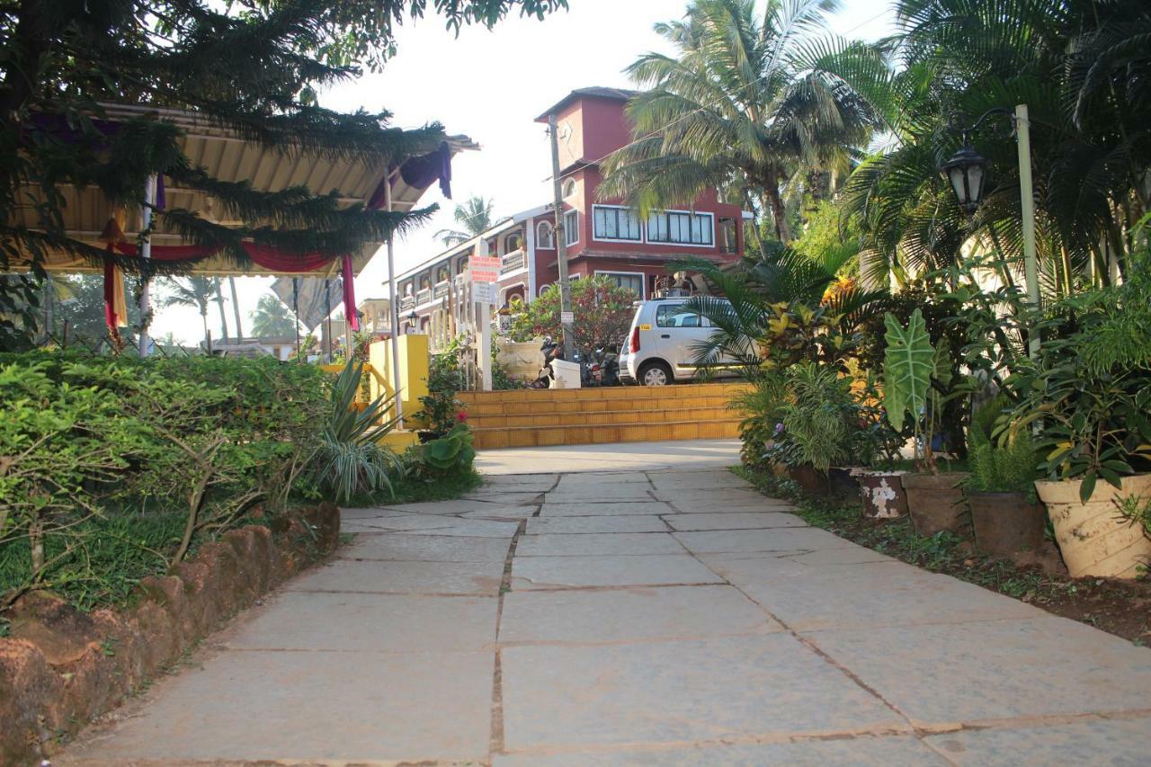 Dona Julia Beach Resort Calangute Exterior foto