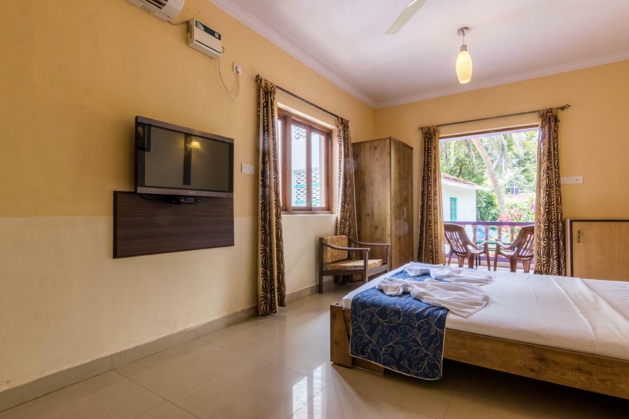 Dona Julia Beach Resort Calangute Exterior foto
